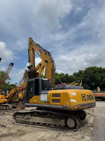 Buy XCMG XE245D Used Excavator / 4 Buy XCMG XE245D Used Excavator / 4