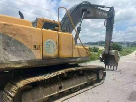 Buy Volvo EC210B Used Excavator / 2 Buy Volvo EC210B Used Excavator / 2
