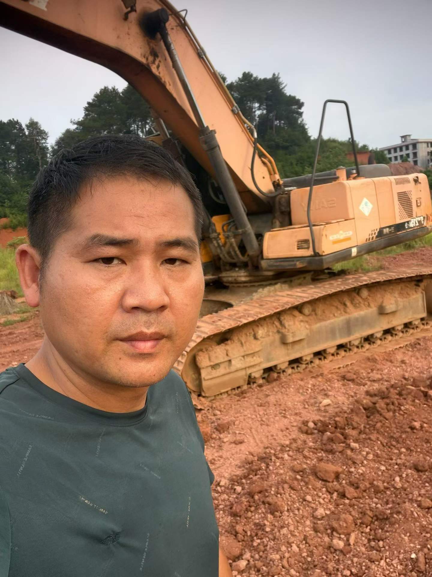 Buy Sany SY215C-8 Used Excavator / 1
