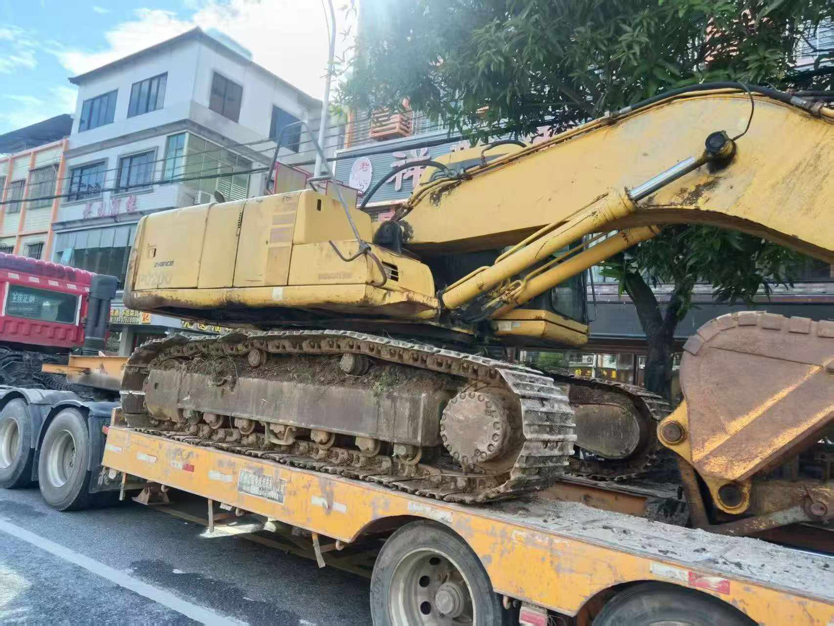 Compre Excavadora Sumitomo SH120 Usada / 4 Compre Excavadora Sumitomo SH120 Usada / 4