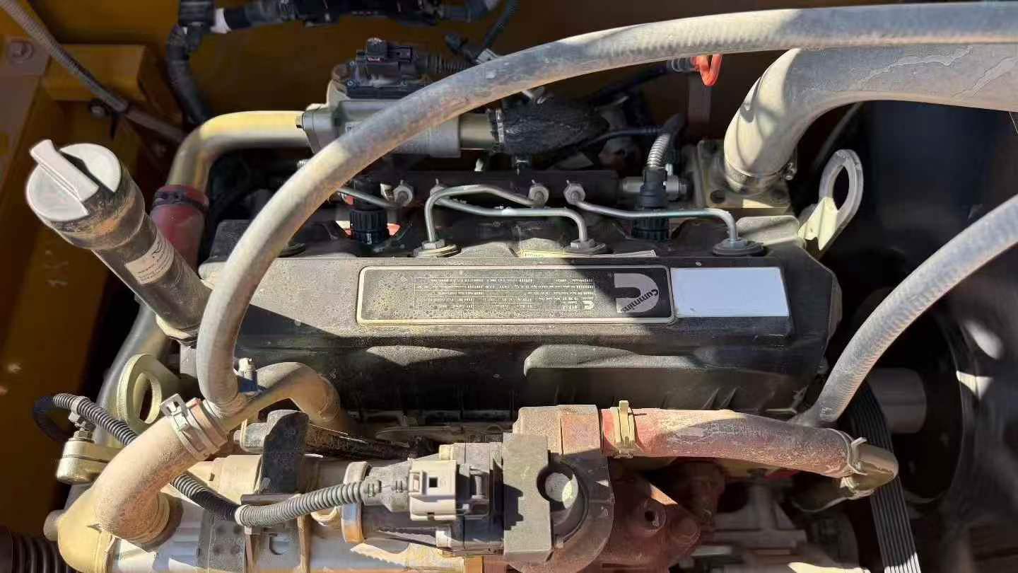 Compre Excavadora XCMG XE200 Usada / 6