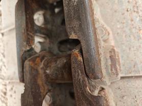Buy Caterpillar 323 Used Excavator / 2 Buy Caterpillar 323 Used Excavator / 2