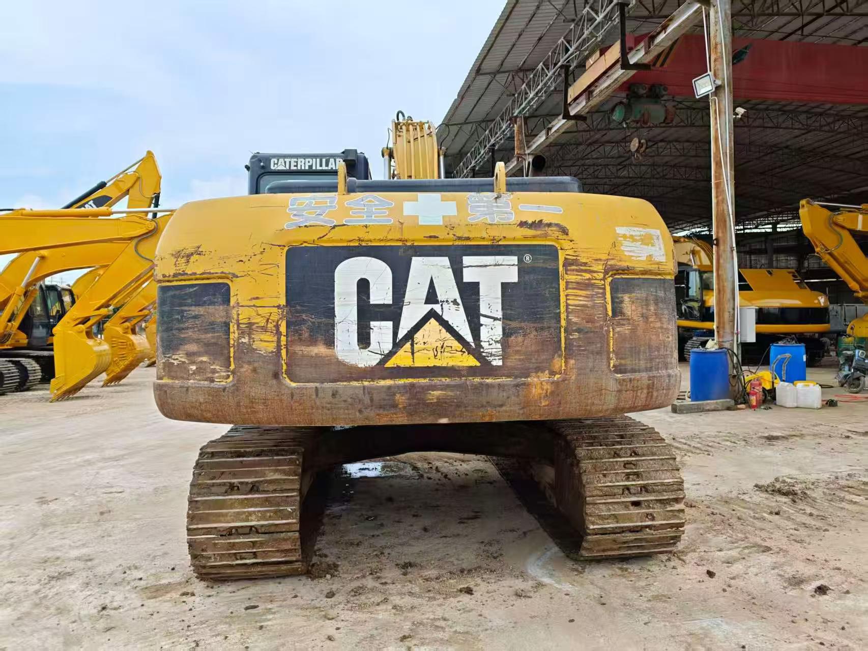 Buy Caterpillar 320D Used Excavator / 3 Buy Caterpillar 320D Used Excavator / 3