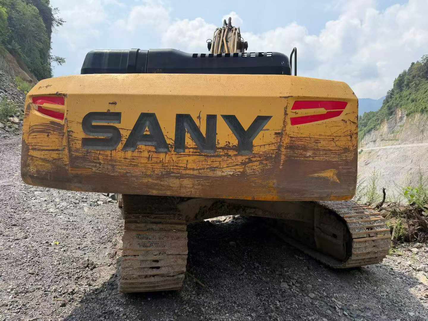 Buy Sany SY245H Used Excavator / 1