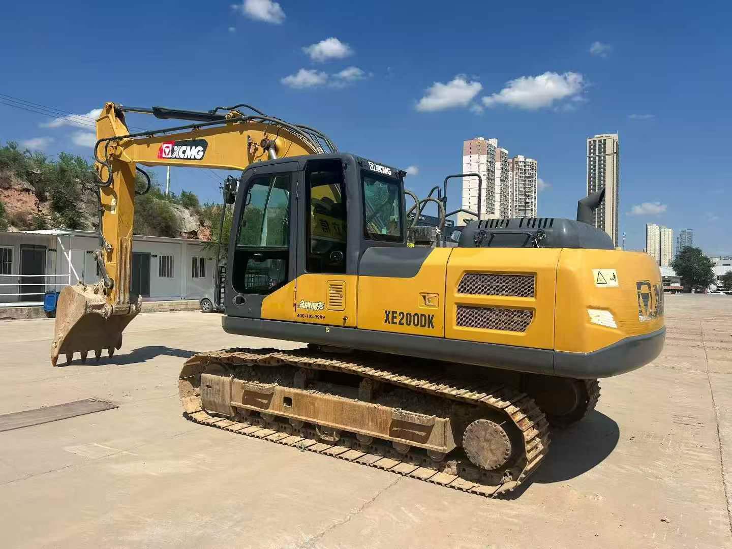 Compre Excavadora XCMG XE200 Usada / 4