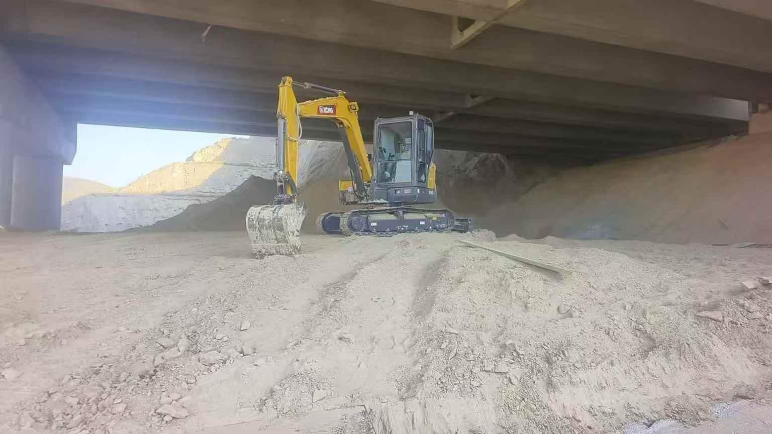 Buy XCMG XE60 Used Excavator / 5 Buy XCMG XE60 Used Excavator / 5