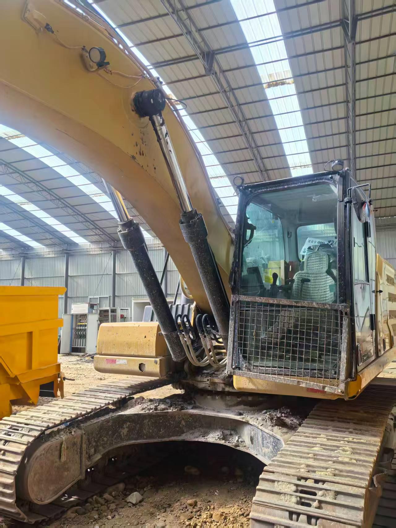 Buy Caterpillar 326DL Used Excavator / 4 Buy Caterpillar 326DL Used Excavator / 4