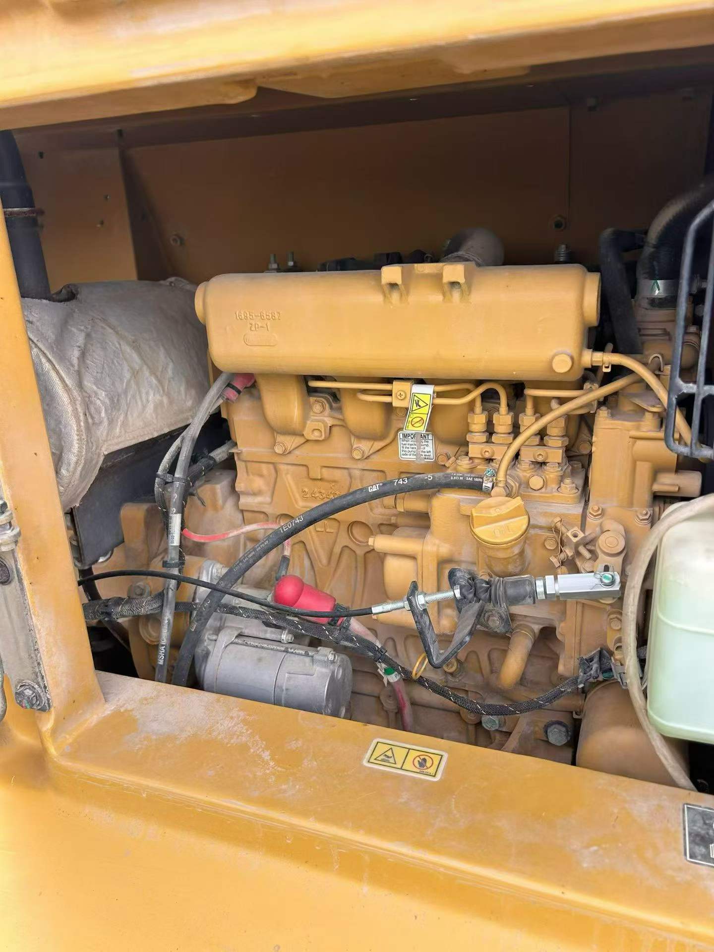 Buy Caterpillar Used Excavator / 6 Buy Caterpillar Used Excavator / 6
