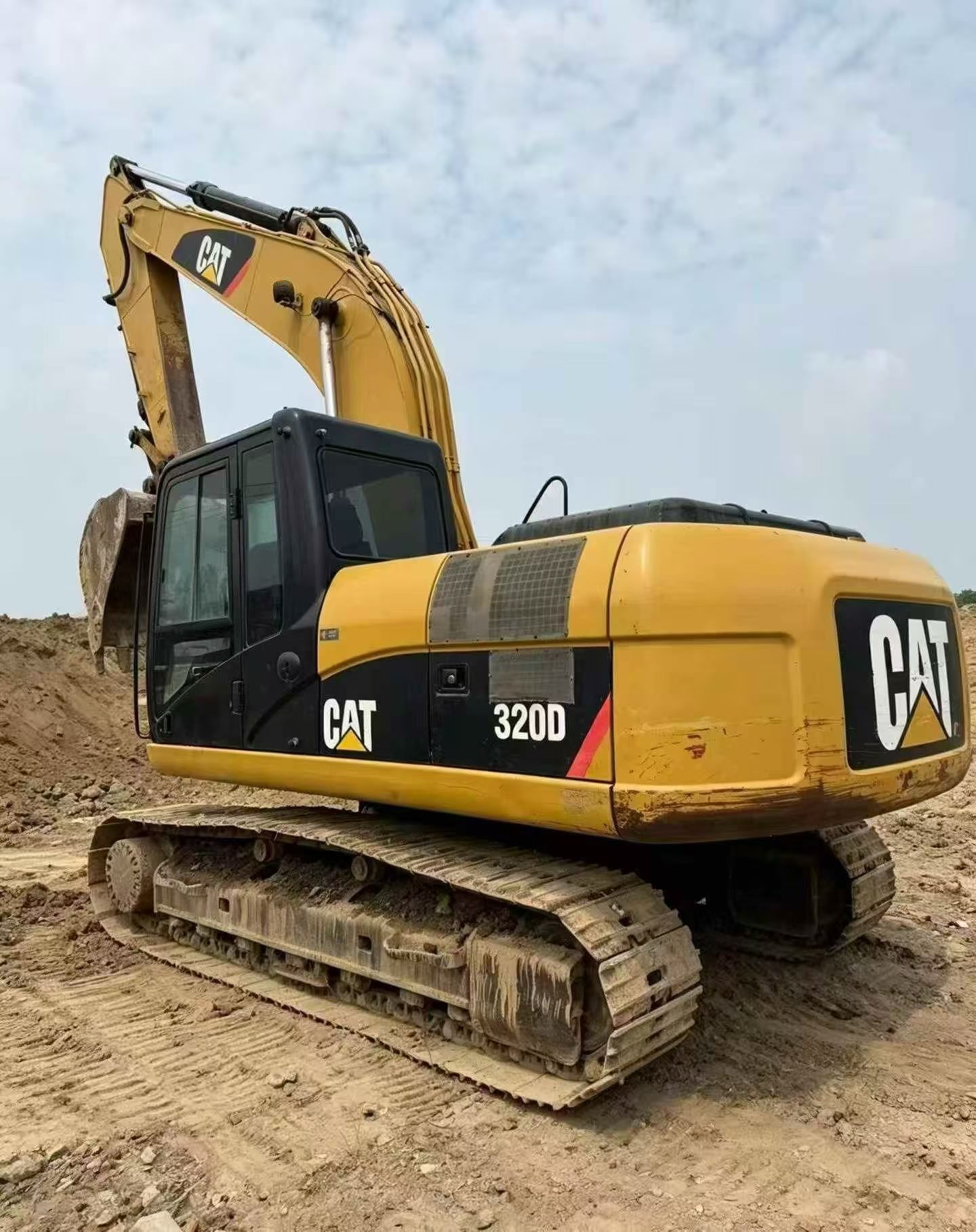 Buy Caterpillar 320D Used Excavator / 6 Buy Caterpillar 320D Used Excavator / 6