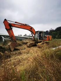 Buy Hitachi EX200 Used Excavator / 7 Buy Hitachi EX200 Used Excavator / 7