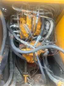 Buy Sany SY135 Used Excavator / 4 Buy Sany SY135 Used Excavator / 4