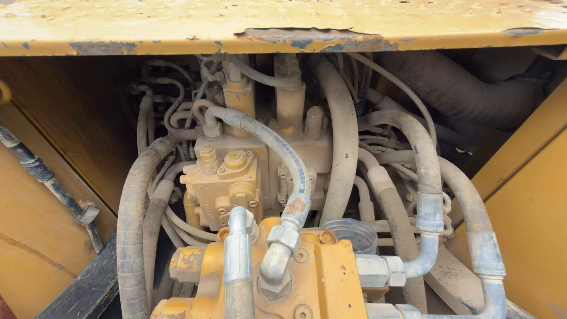 Buy Sany SY205C Used Excavator / 6 Buy Sany SY205C Used Excavator / 6