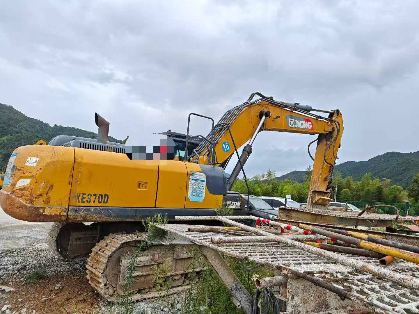 Buy XCMG XE370 Used Excavator / 3 Buy XCMG XE370 Used Excavator / 3