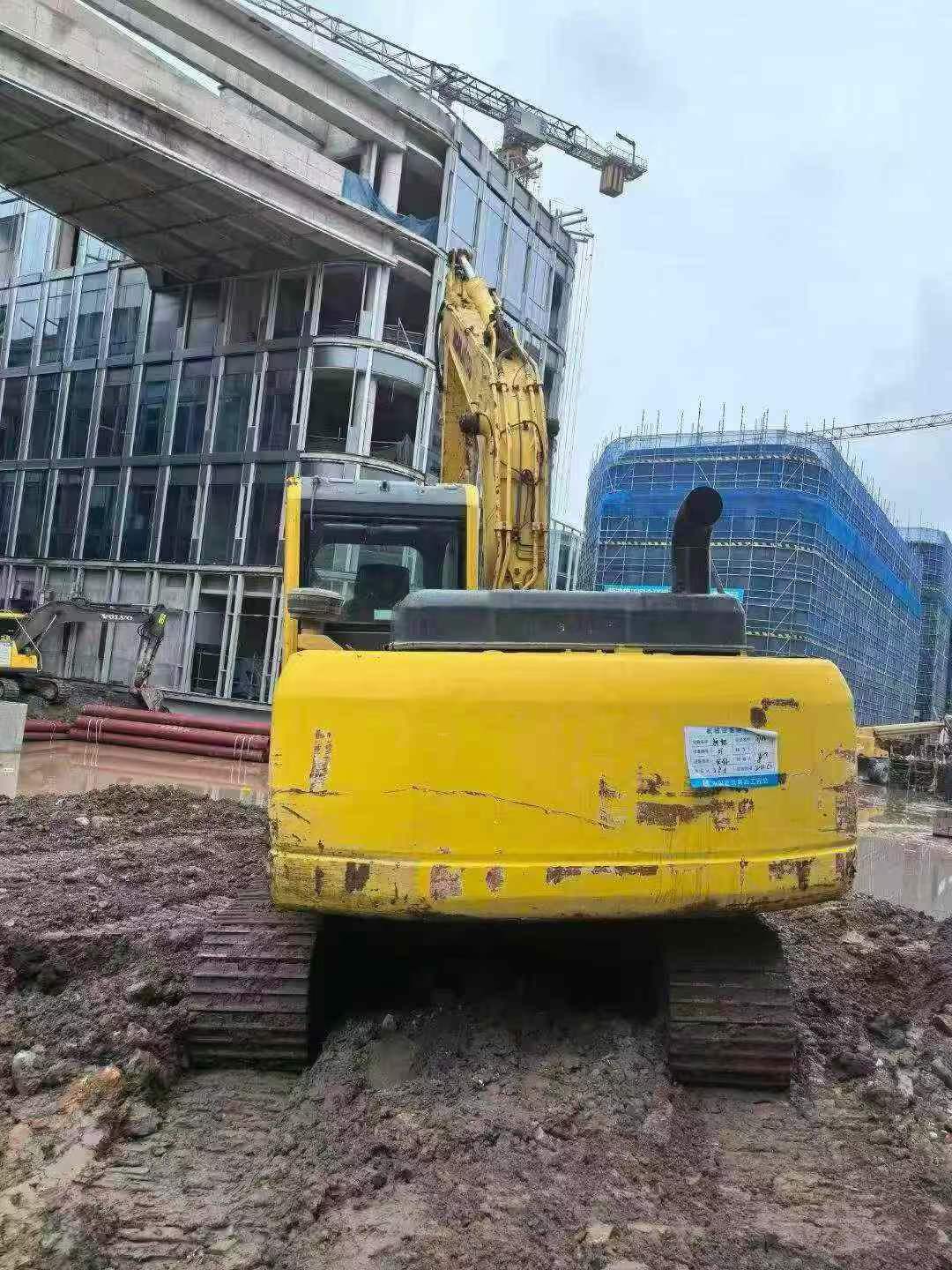 Buy Komatsu PC110-7 Used Excavator / 2 Buy Komatsu PC110-7 Used Excavator / 2