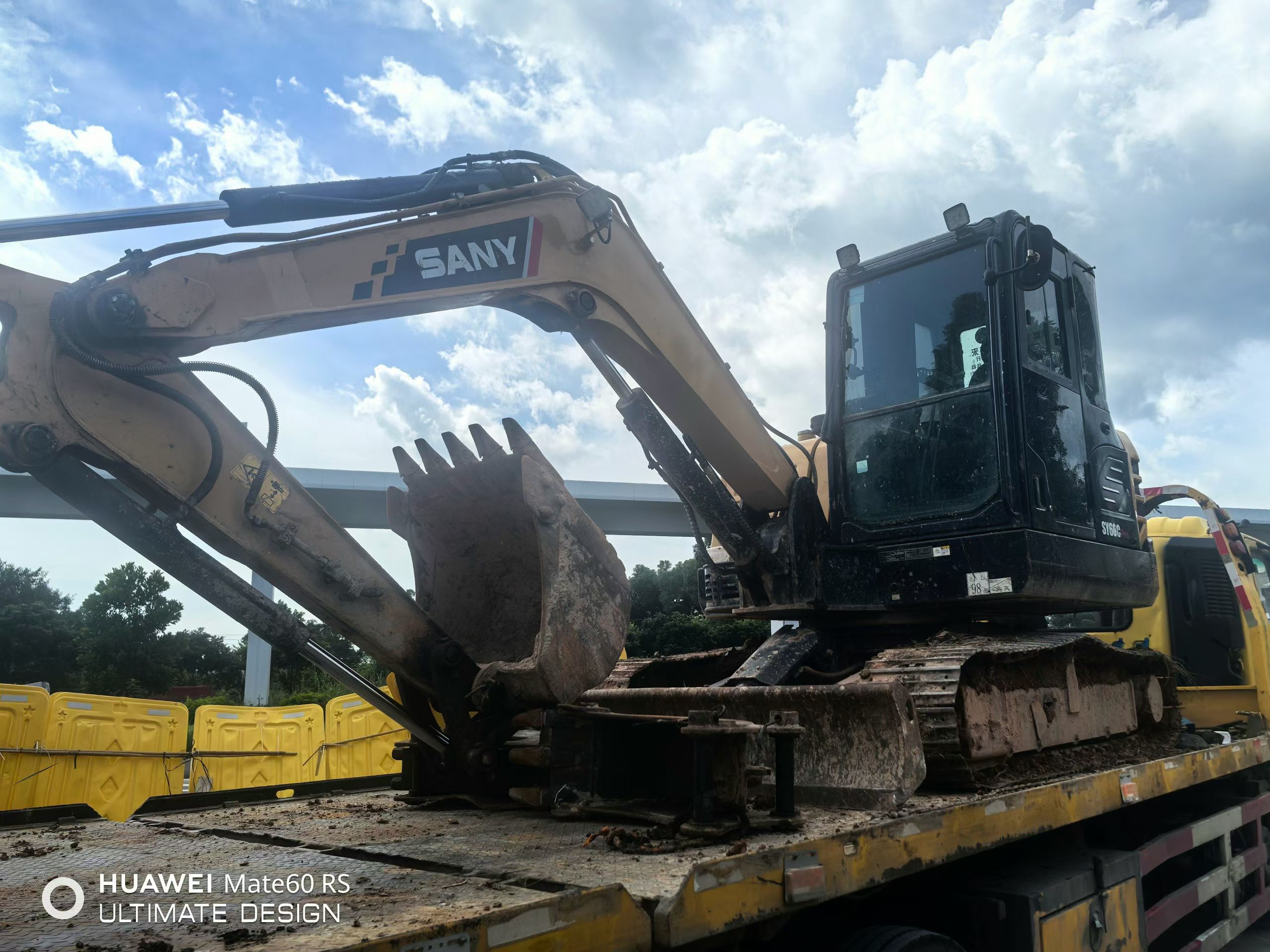Buy Sany SY60 Used Excavator / 3 Buy Sany SY60 Used Excavator / 3