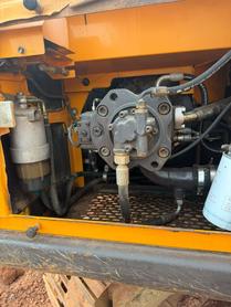 Buy Sany SY215C-8 Used Excavator / 4 Buy Sany SY215C-8 Used Excavator / 4