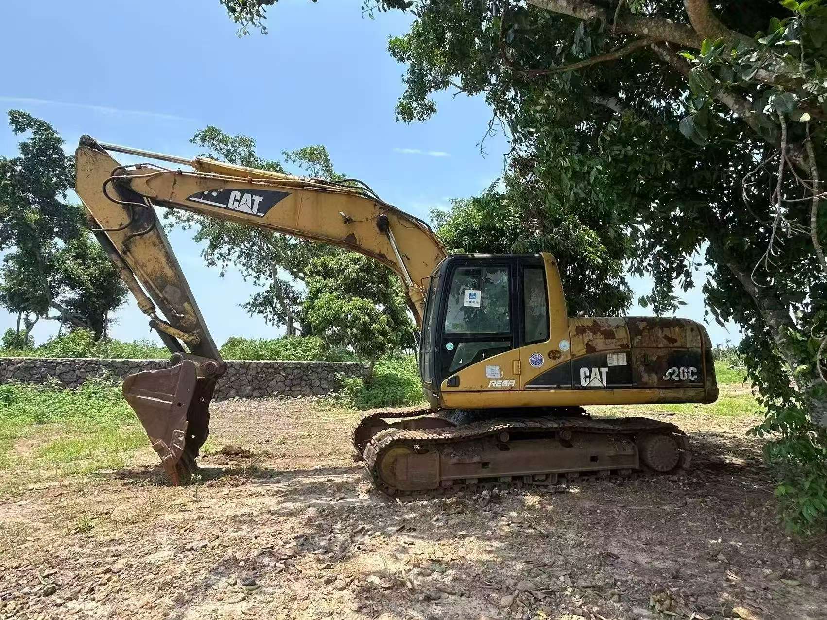 Buy Caterpillar 320C Used Excavator / 1