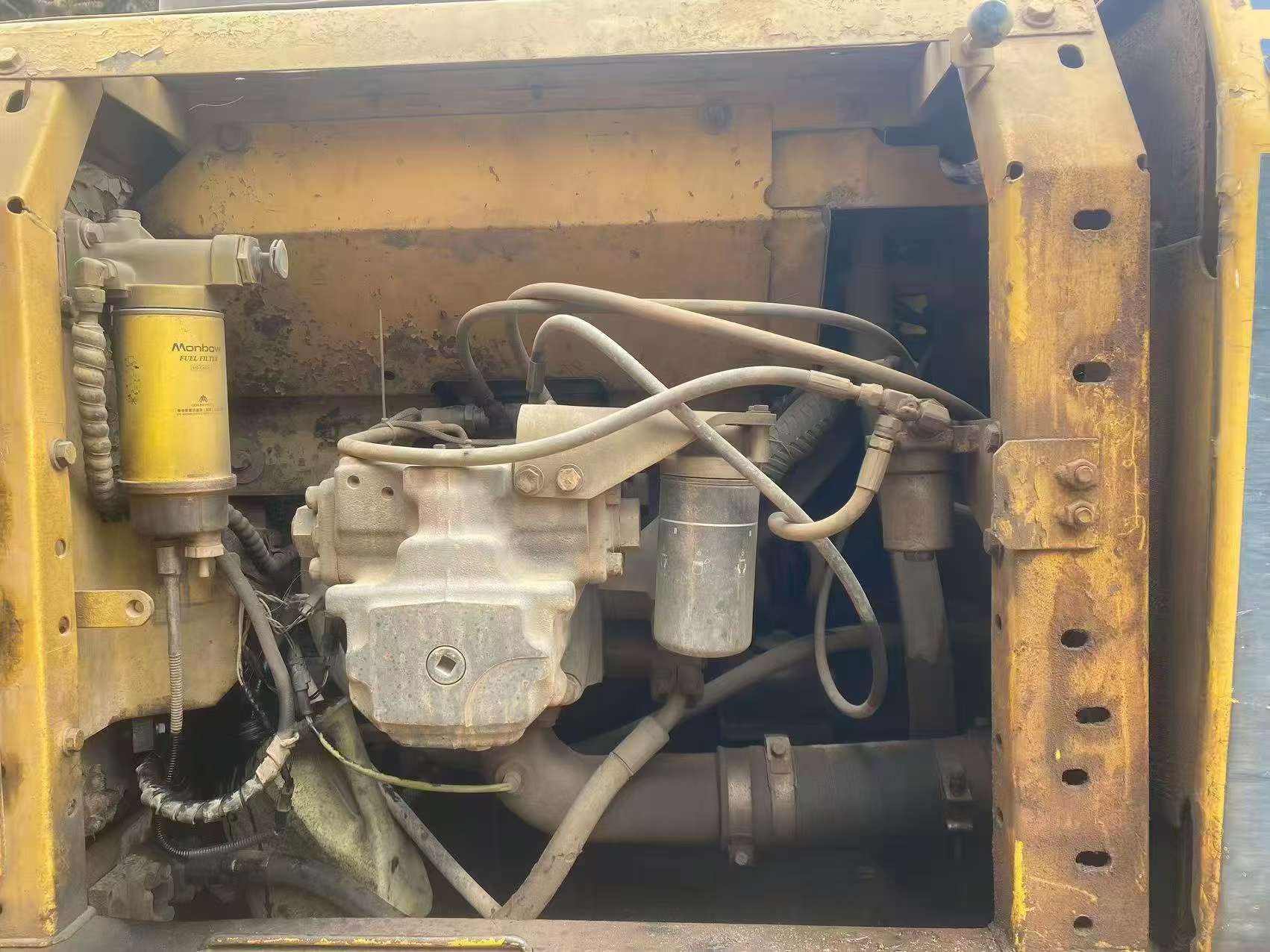 Buy Komatsu PC220-8 Used Excavator / 2 Buy Komatsu PC220-8 Used Excavator / 2