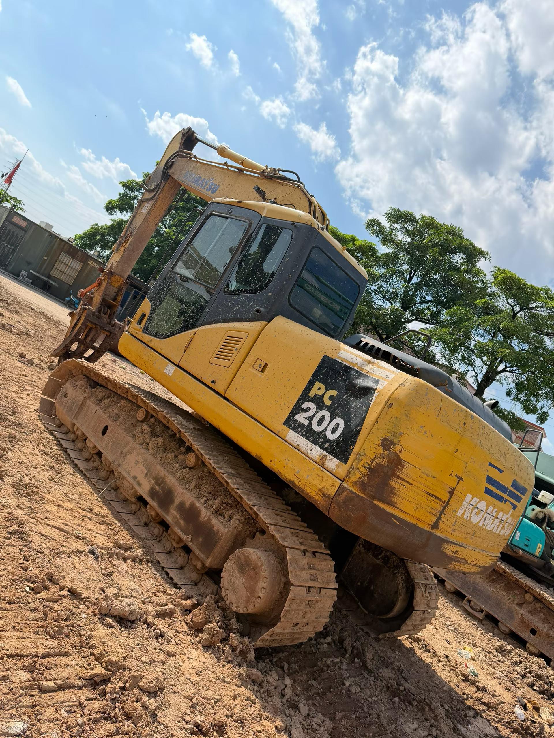 Buy Komatsu PC160-7 Used Excavator / 1