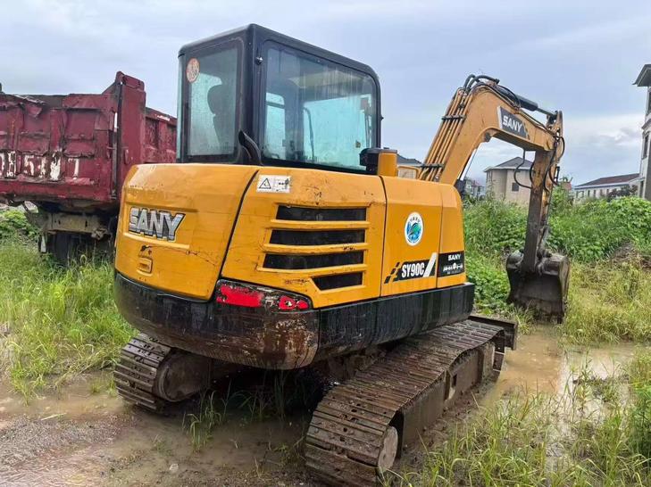 Buy Sany SY55 Used Excavator / 1