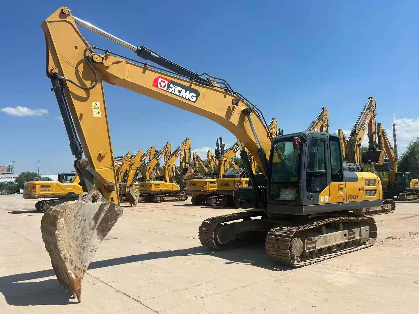 Compre Excavadora XCMG XE200 Usada / 2