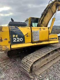 Buy Komatsu PC220-8 Used Excavator / 3 Buy Komatsu PC220-8 Used Excavator / 3