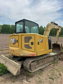 Buy Caterpillar Used Excavator / 3 Buy Caterpillar Used Excavator / 3
