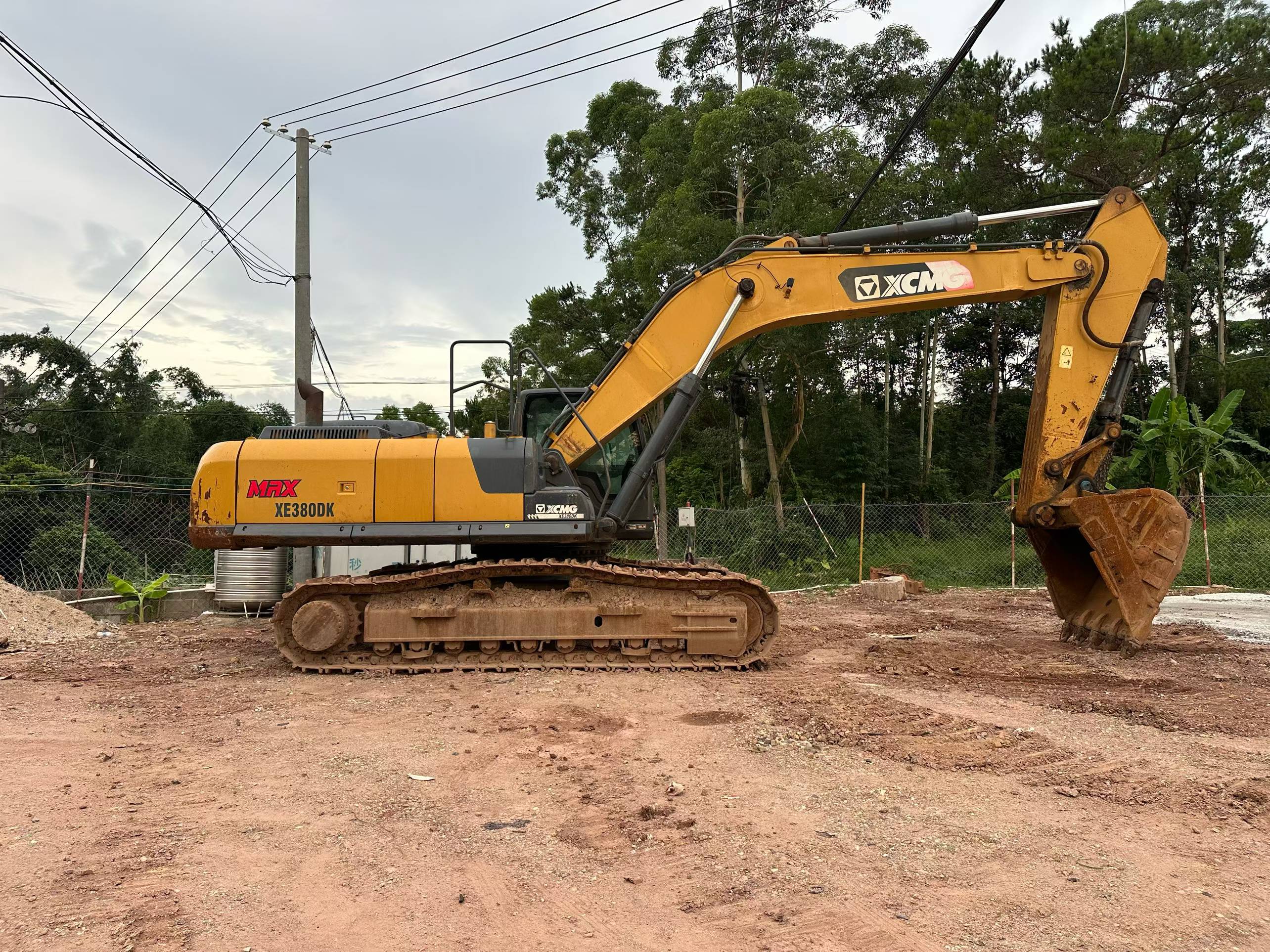Buy XCMG XE380K Used Excavator / 1