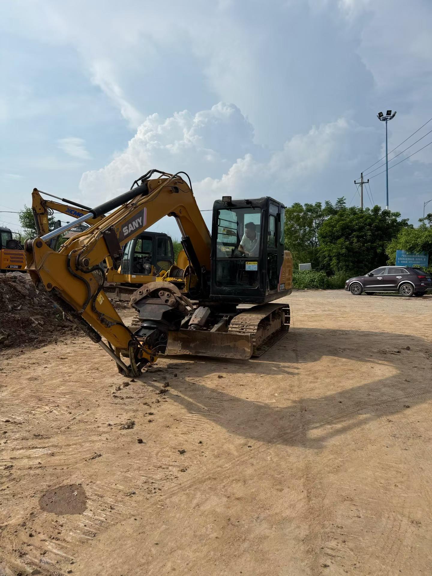 Buy Sany SY75 Used Excavator / 6 Buy Sany SY75 Used Excavator / 6