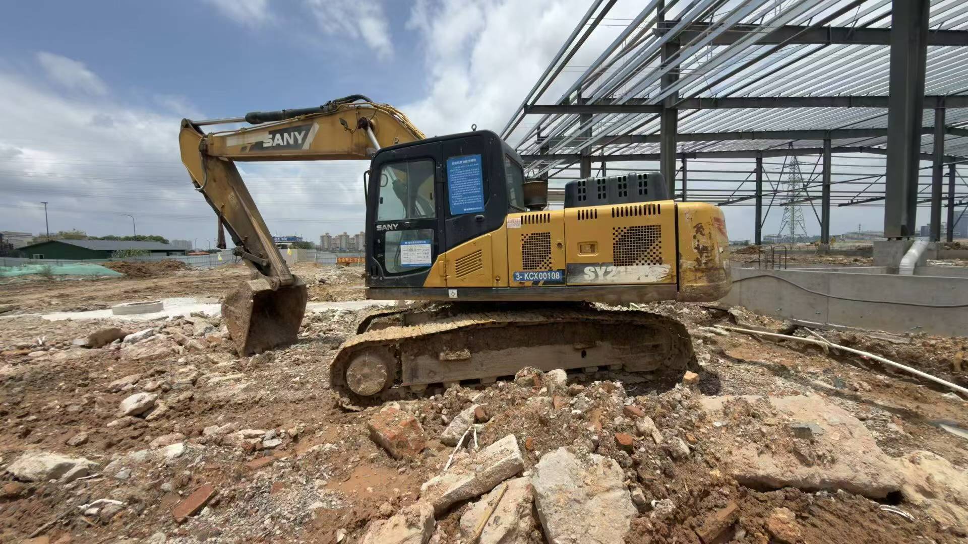 Buy Sany SY205C Used Excavator / 4 Buy Sany SY205C Used Excavator / 4