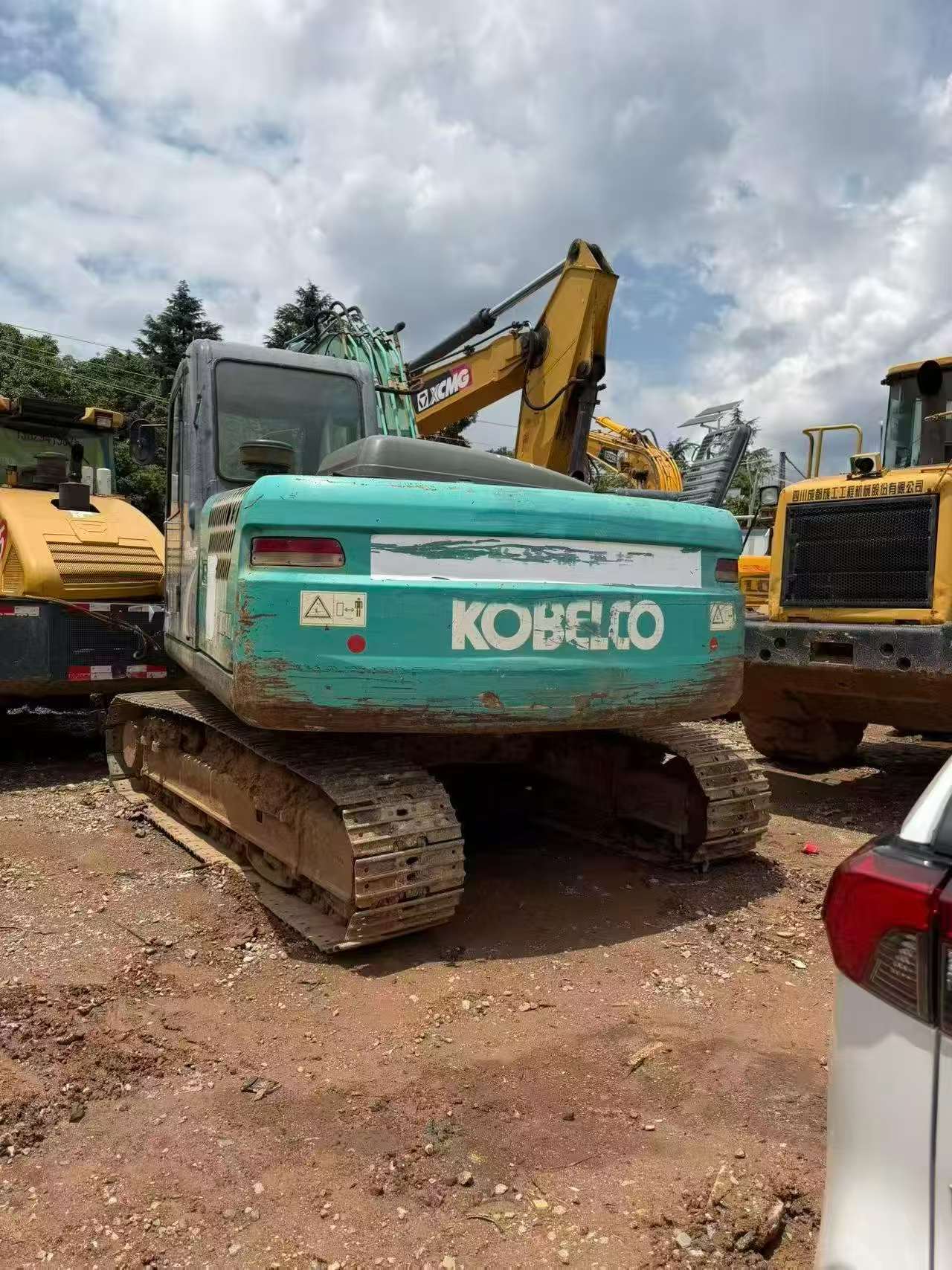 Buy Kobelco SK140 Used Excavator / 2 Buy Kobelco SK140 Used Excavator / 2