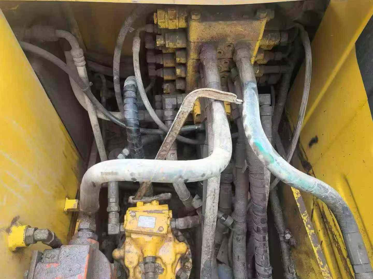 Buy Komatsu PC110-7 Used Excavator / 9 Buy Komatsu PC110-7 Used Excavator / 9