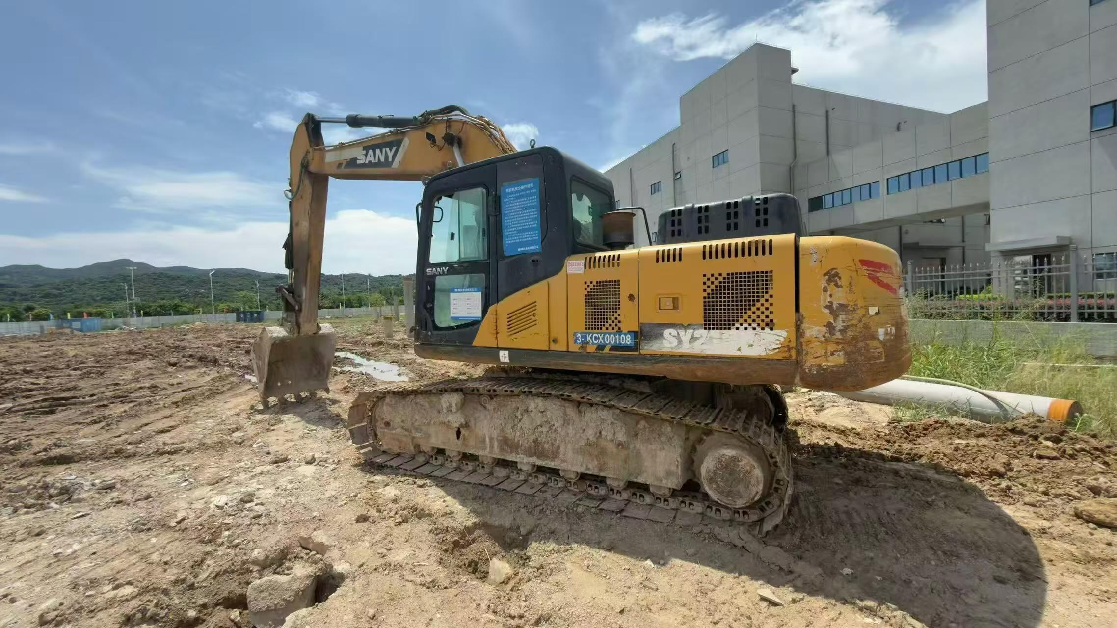 Buy Sany SY205C Used Excavator / 1