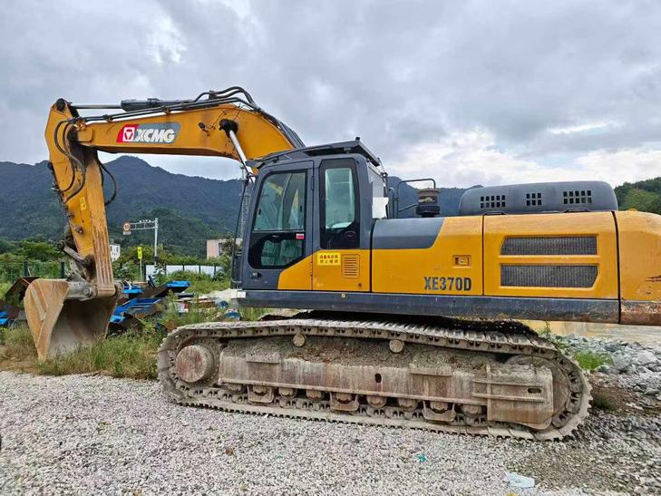 Buy XCMG XE370 Used Excavator / 1