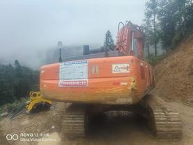 Buy Hitachi EX250-5 Used Excavator / 2 Buy Hitachi EX250-5 Used Excavator / 2