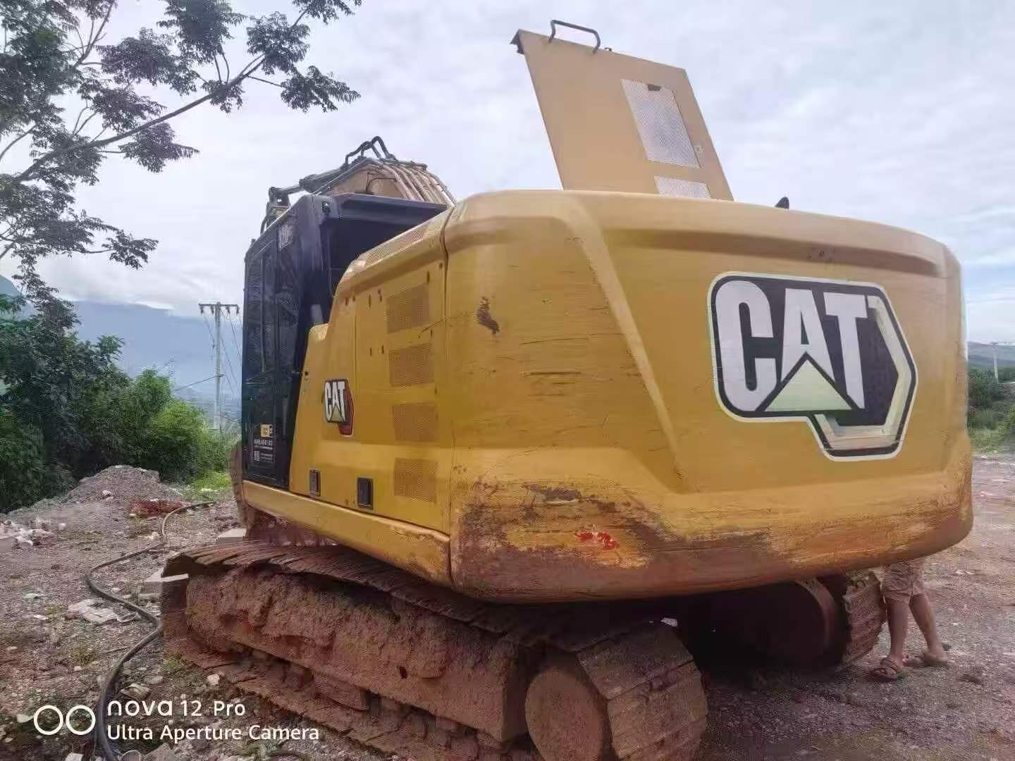 Buy Caterpillar 320GC Used Excavator / 1