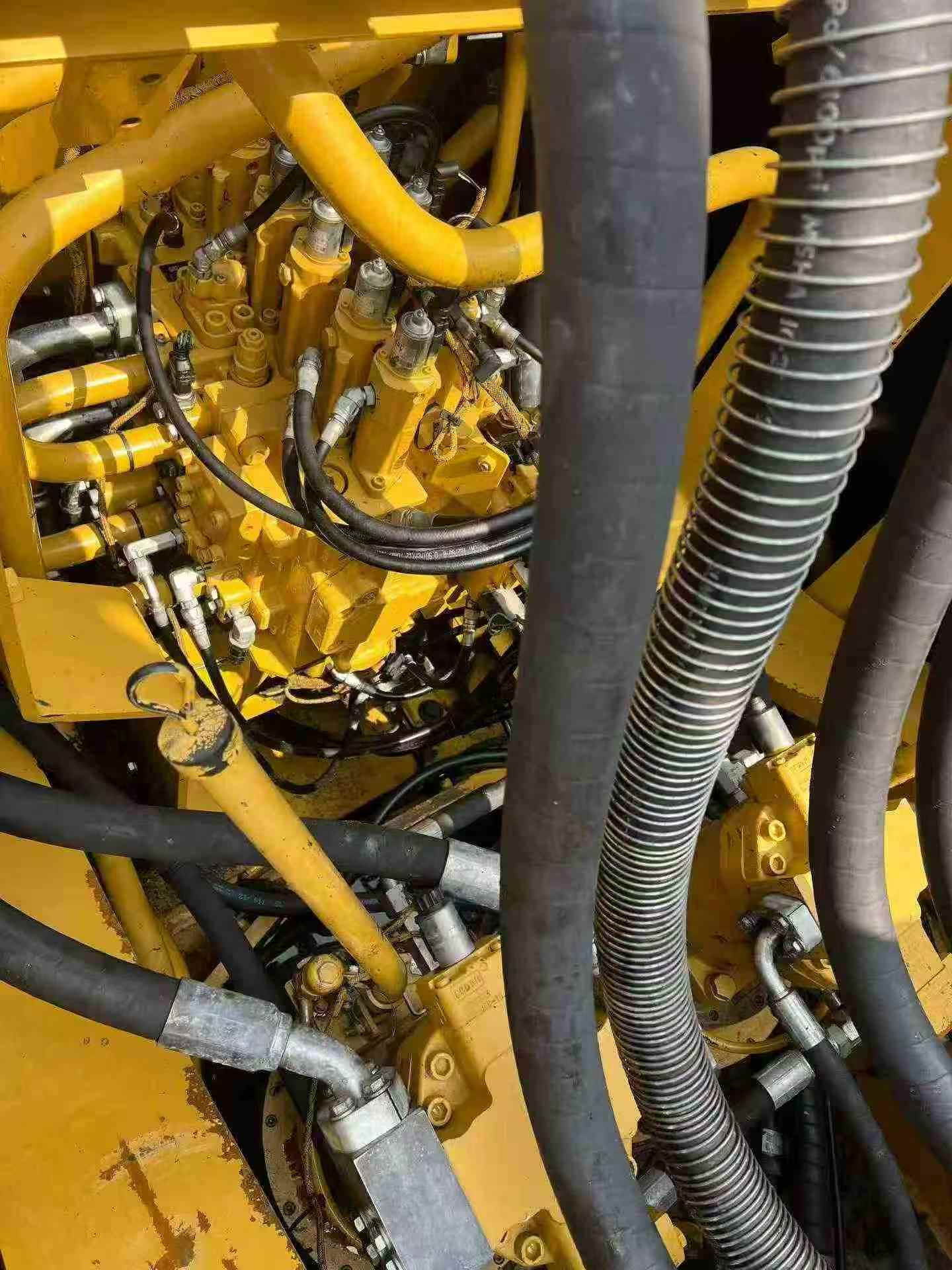 Buy Caterpillar 374D Used Excavator / 7 Buy Caterpillar 374D Used Excavator / 7