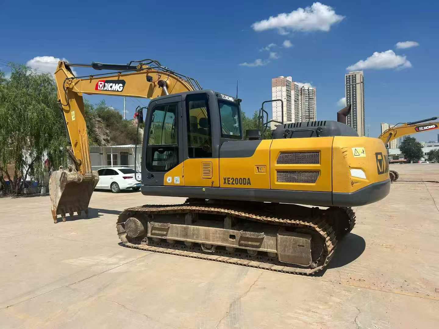 Compre Excavadora XCMG XE200 Usada / 4