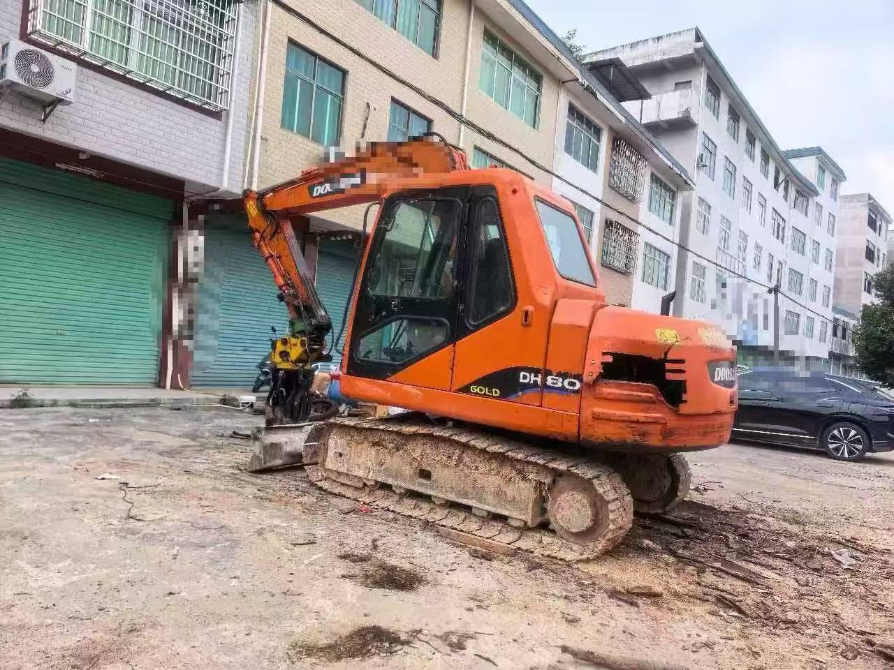 Buy Doosan DH80 Used Excavator / 2 Buy Doosan DH80 Used Excavator / 2