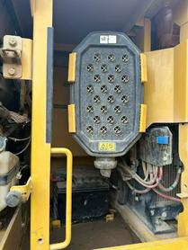 Buy Caterpillar 330B Used Excavator / 5 Buy Caterpillar 330B Used Excavator / 5