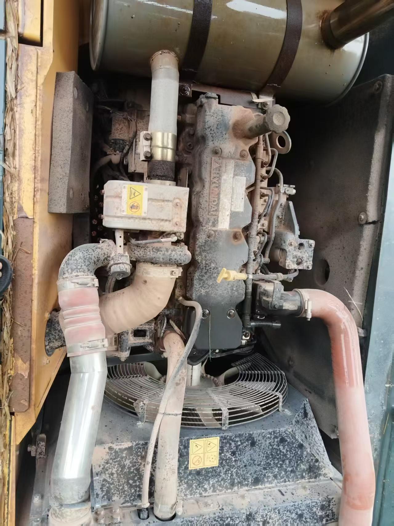 Buy Hyundai R225-7 Used Excavator / 1