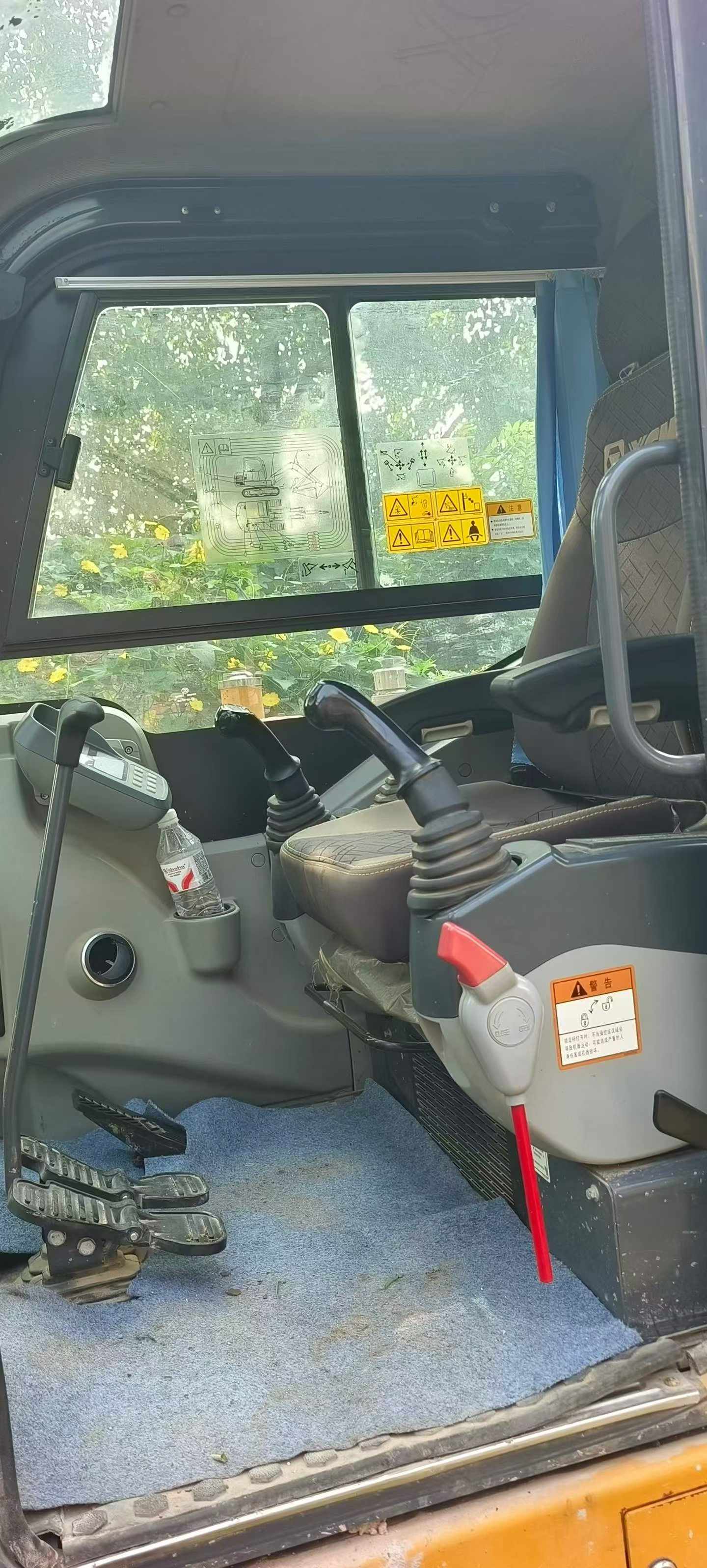Buy XCMG XE60 Used Excavator / 7 Buy XCMG XE60 Used Excavator / 7