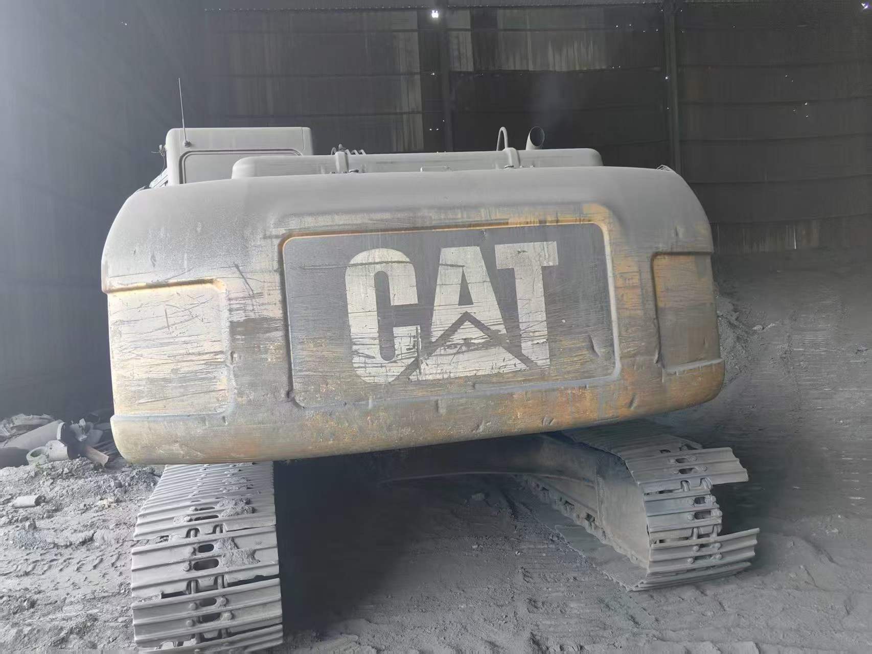 Buy Caterpillar 320A Used Excavator / 1