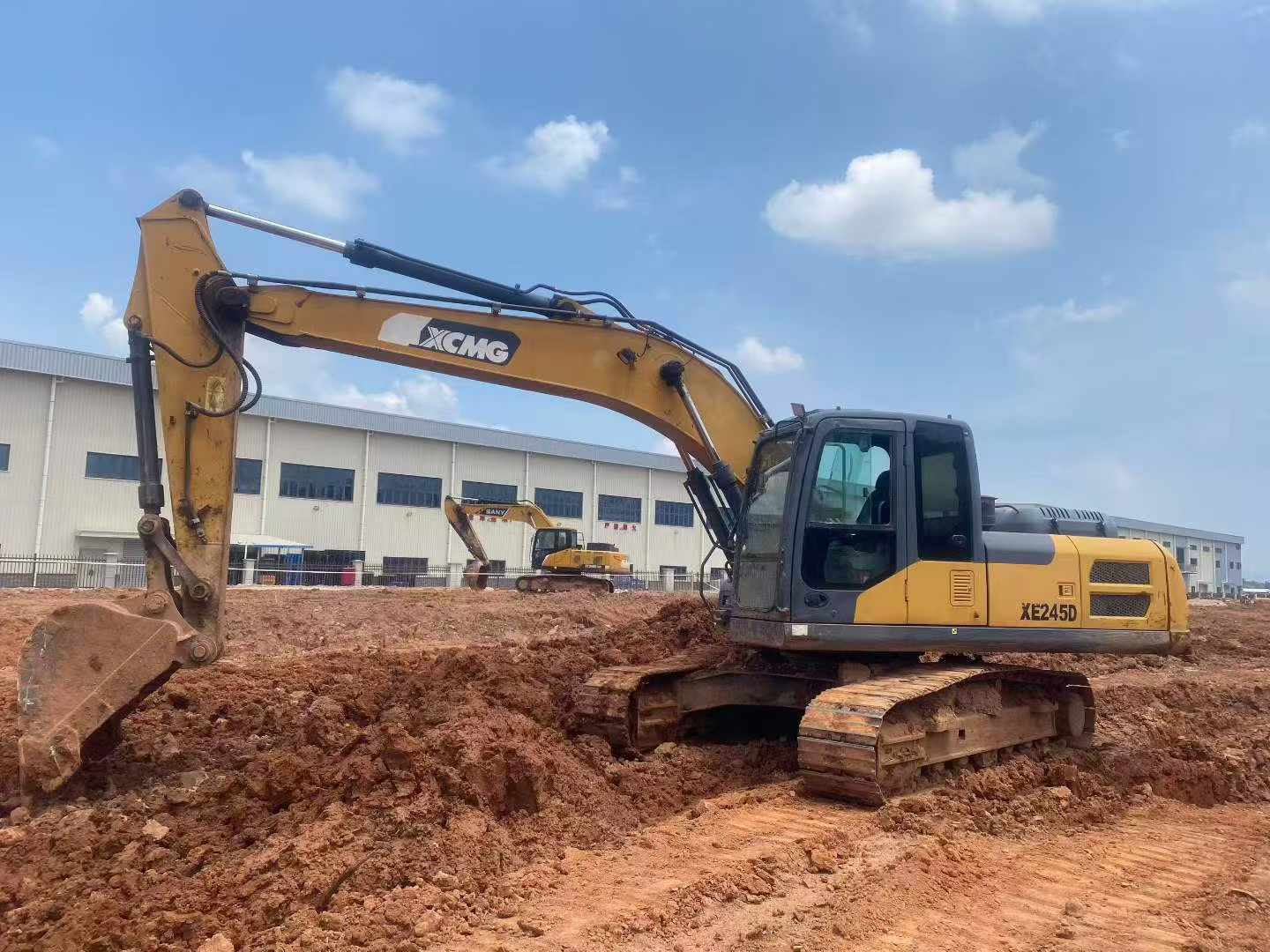 Buy XCMG XE200 Used Excavator / 7 Buy XCMG XE200 Used Excavator / 7