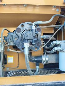 Buy Sany SY200C Used Excavator / 3 Buy Sany SY200C Used Excavator / 3