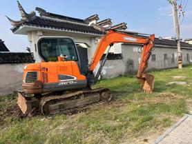 Buy Doosan DH55 Used Excavator / 9 Buy Doosan DH55 Used Excavator / 9