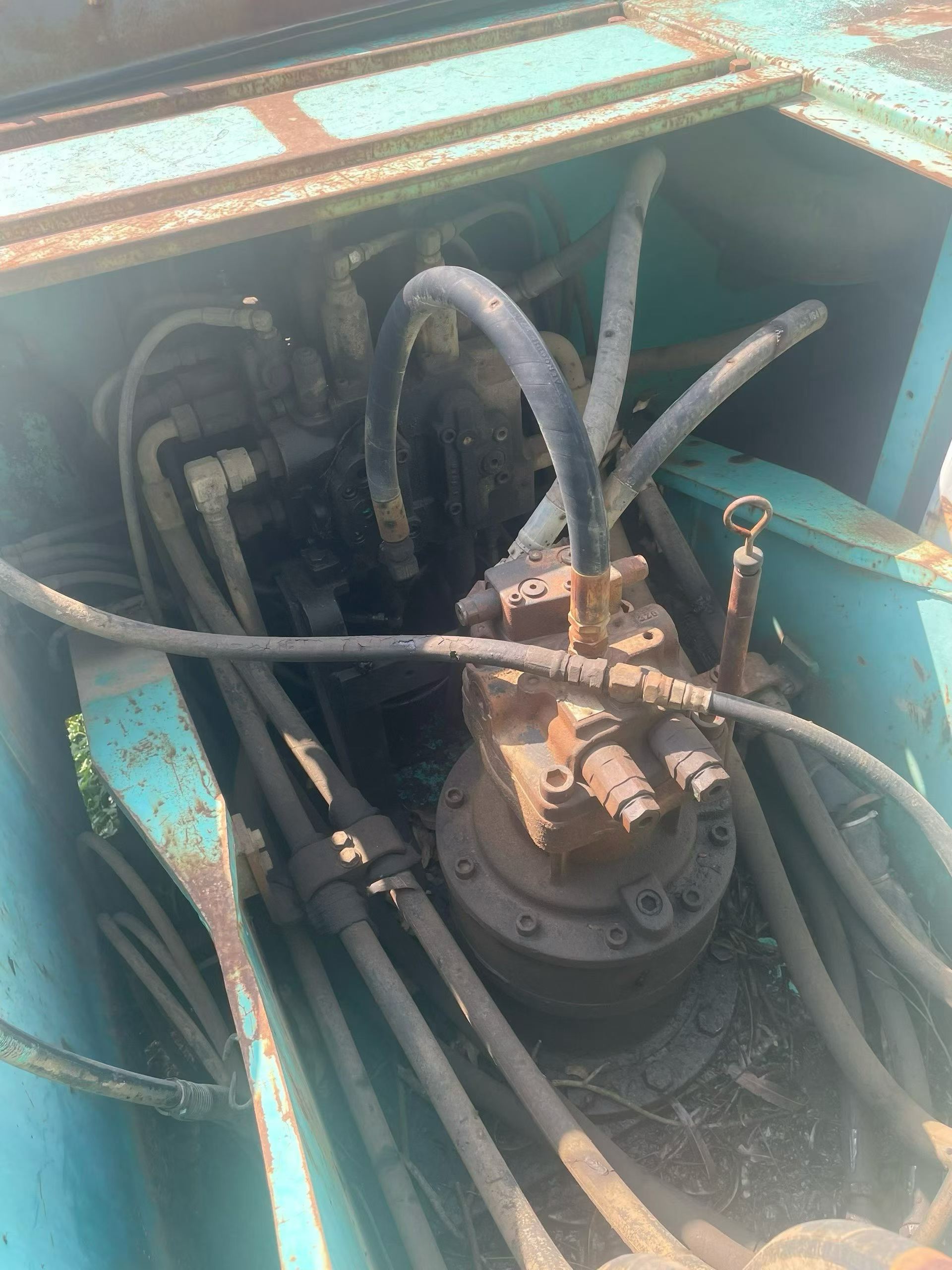 Buy Kobelco SK200-6E Used Excavator / 4 Buy Kobelco SK200-6E Used Excavator / 4