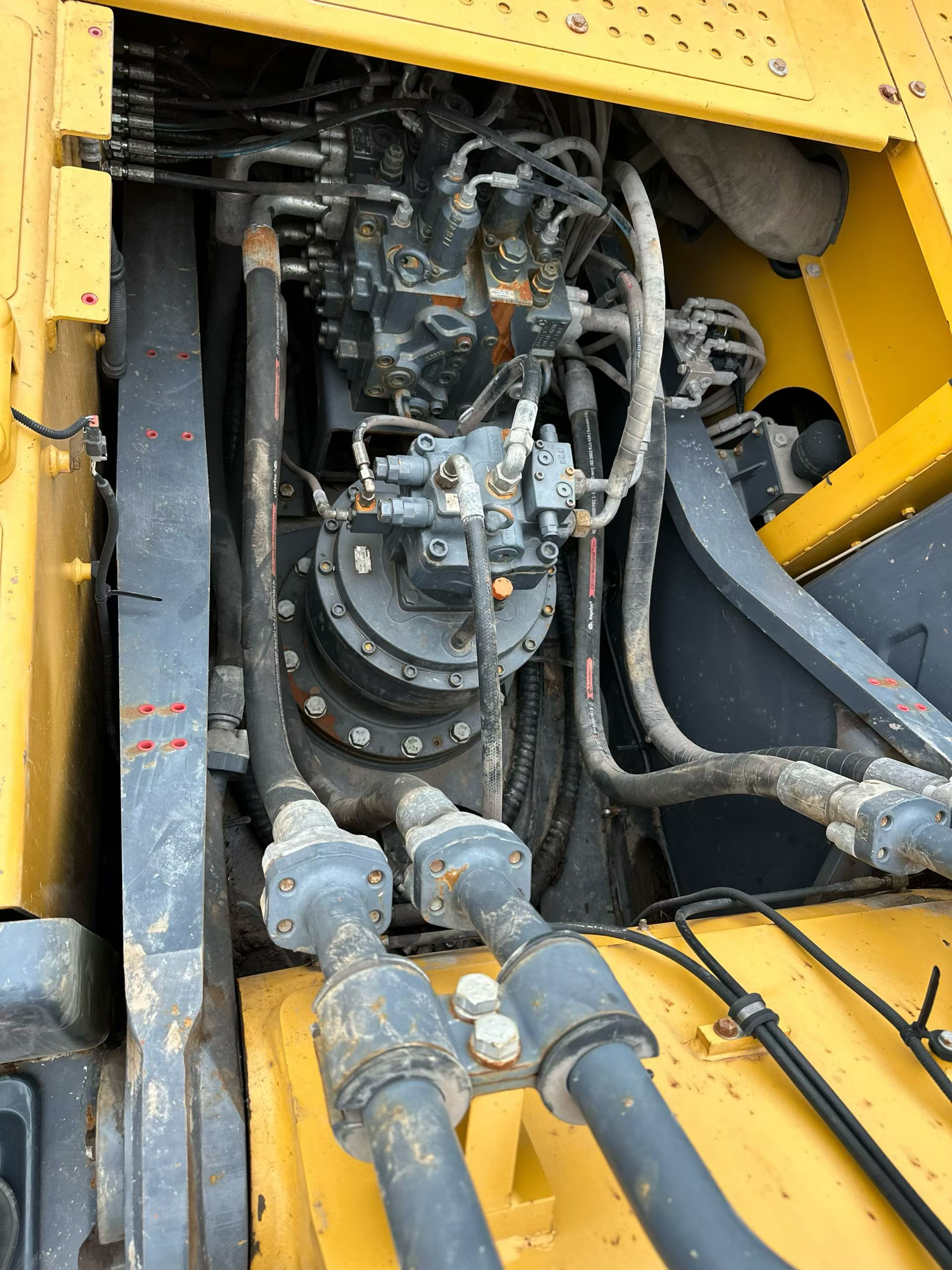 Buy XCMG XE380K Used Excavator / 6 Buy XCMG XE380K Used Excavator / 6