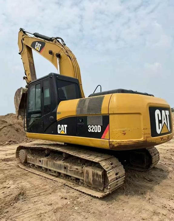 Buy Caterpillar 320D Used Excavator / 1