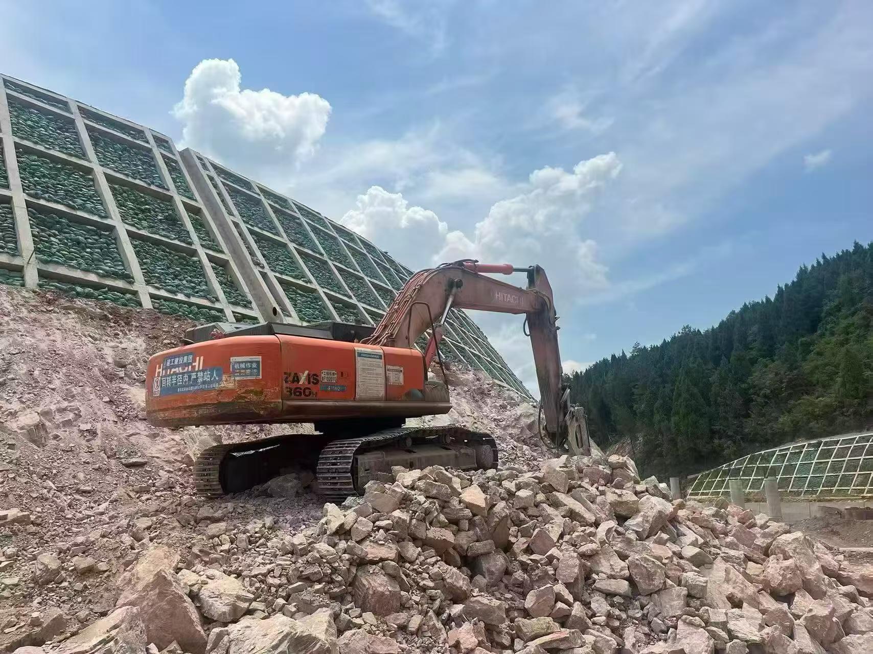 Buy Hitachi EX360-5 Used Excavator / 7 Buy Hitachi EX360-5 Used Excavator / 7